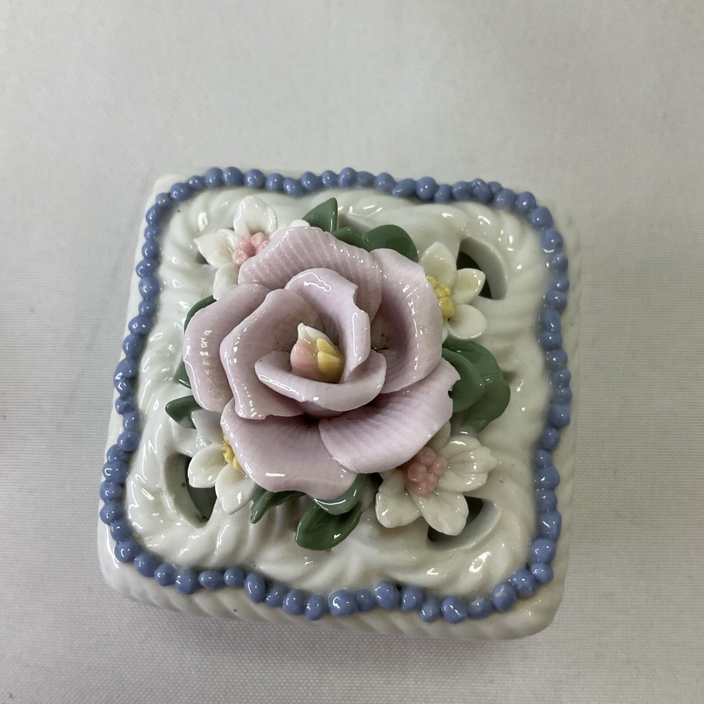 Vintage Capodimonte Porcelain Square Basket W Roses Vanity Jewelry Trinket  Box